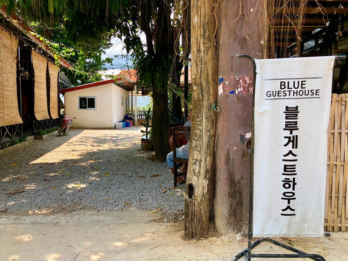 Blue Guesthouse Vang Vieng Exterior photo